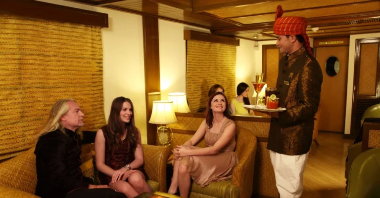 Maharajas Lounge Bar